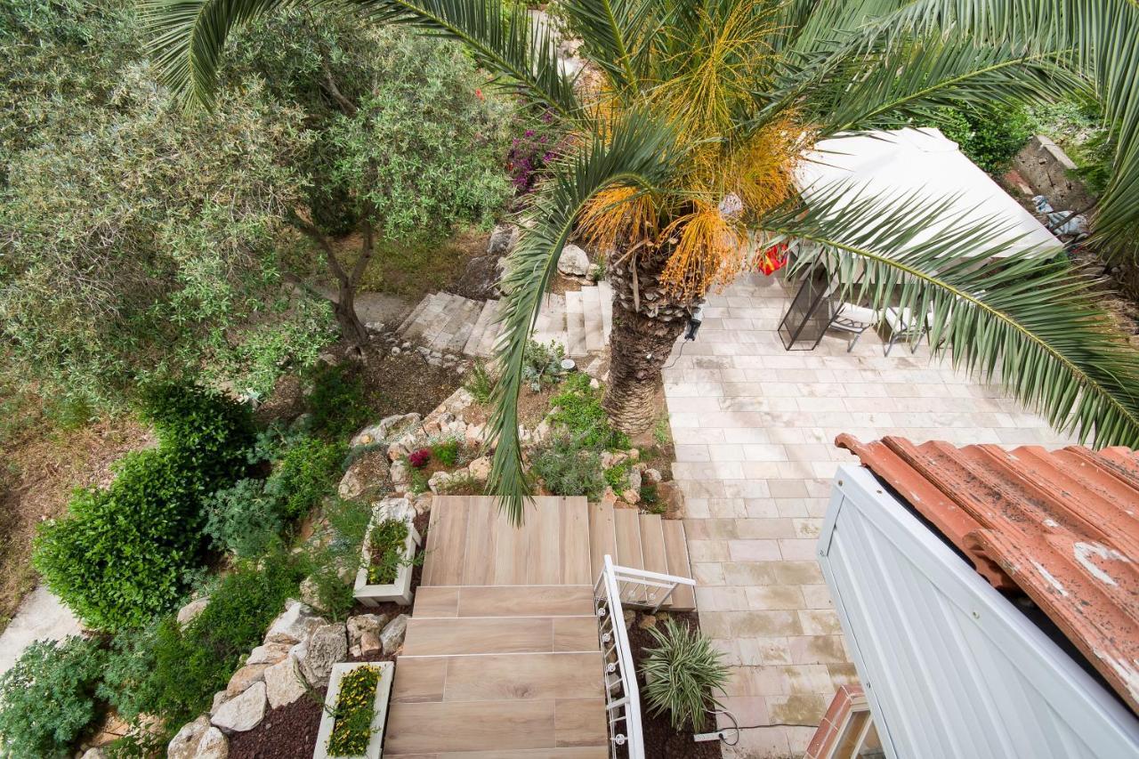 Homey Suite In Zichron Yaakov Zikhron Ya'akov Ngoại thất bức ảnh