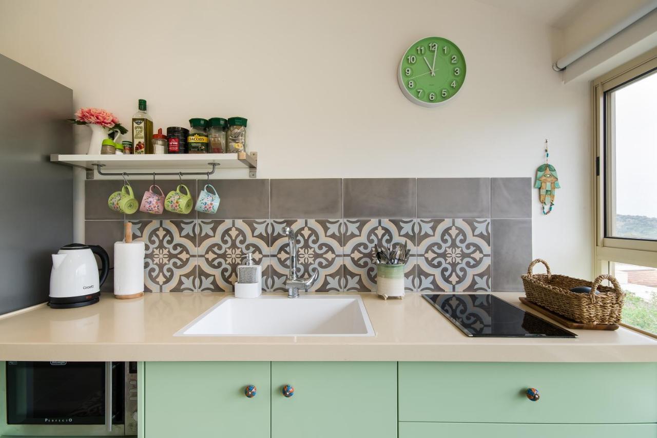 Homey Suite In Zichron Yaakov Zikhron Ya'akov Ngoại thất bức ảnh